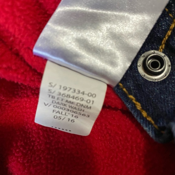 Boys- Sz-4- 4 piece Bundle- Tommy Bahama , Gap lined pants- Nike,Converse- Sz-4 - Picture 10 of 16